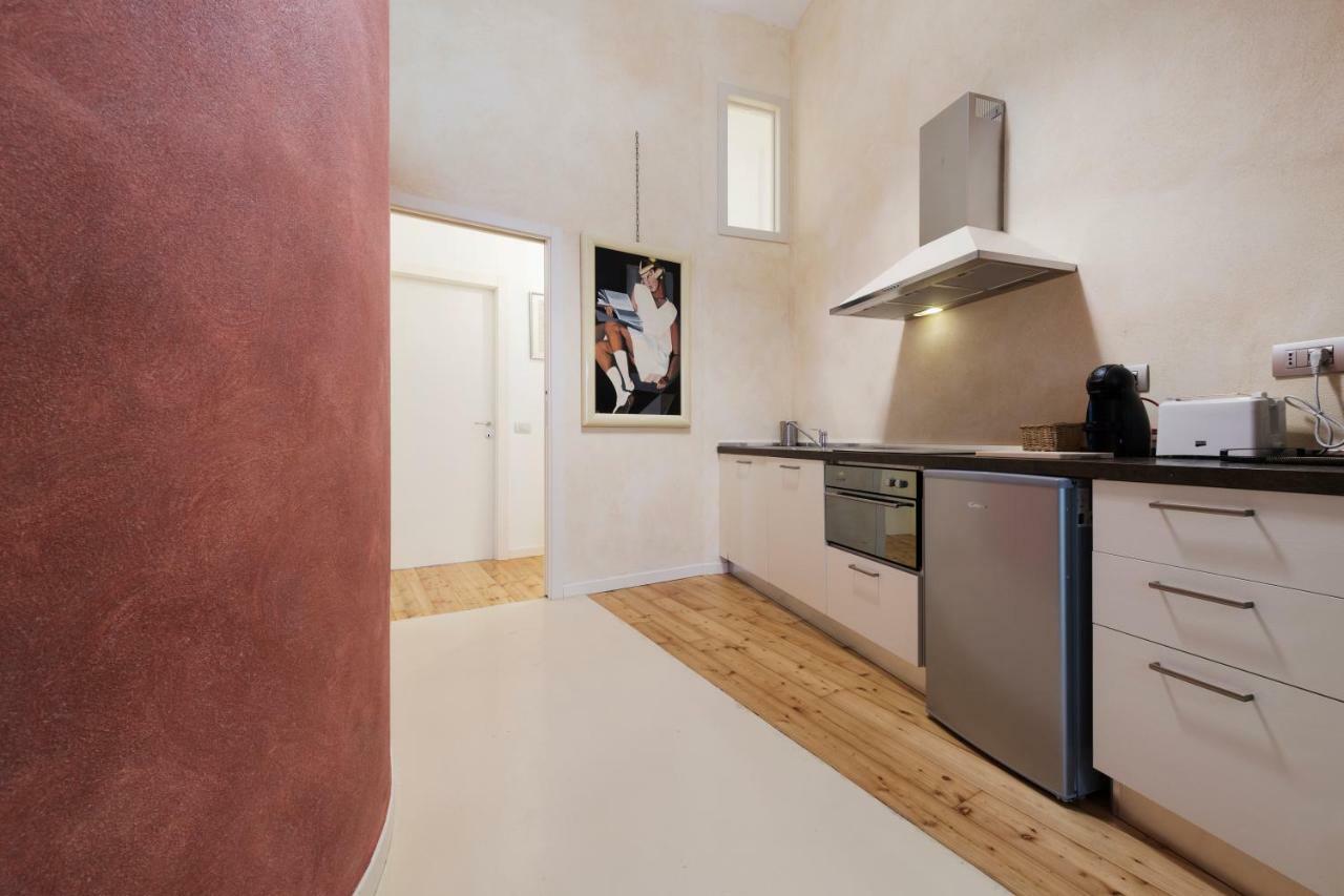 Luxury Apartments Fioravanti Milano Eksteriør billede