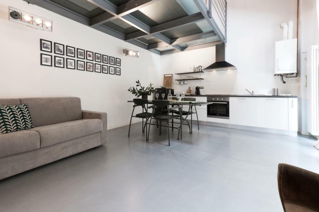 Luxury Apartments Fioravanti Milano Eksteriør billede