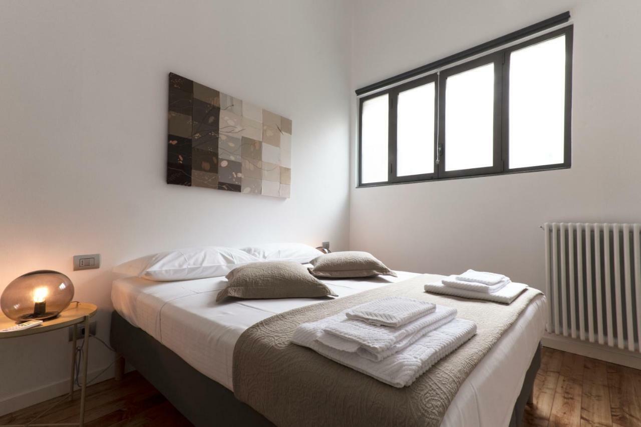 Luxury Apartments Fioravanti Milano Eksteriør billede